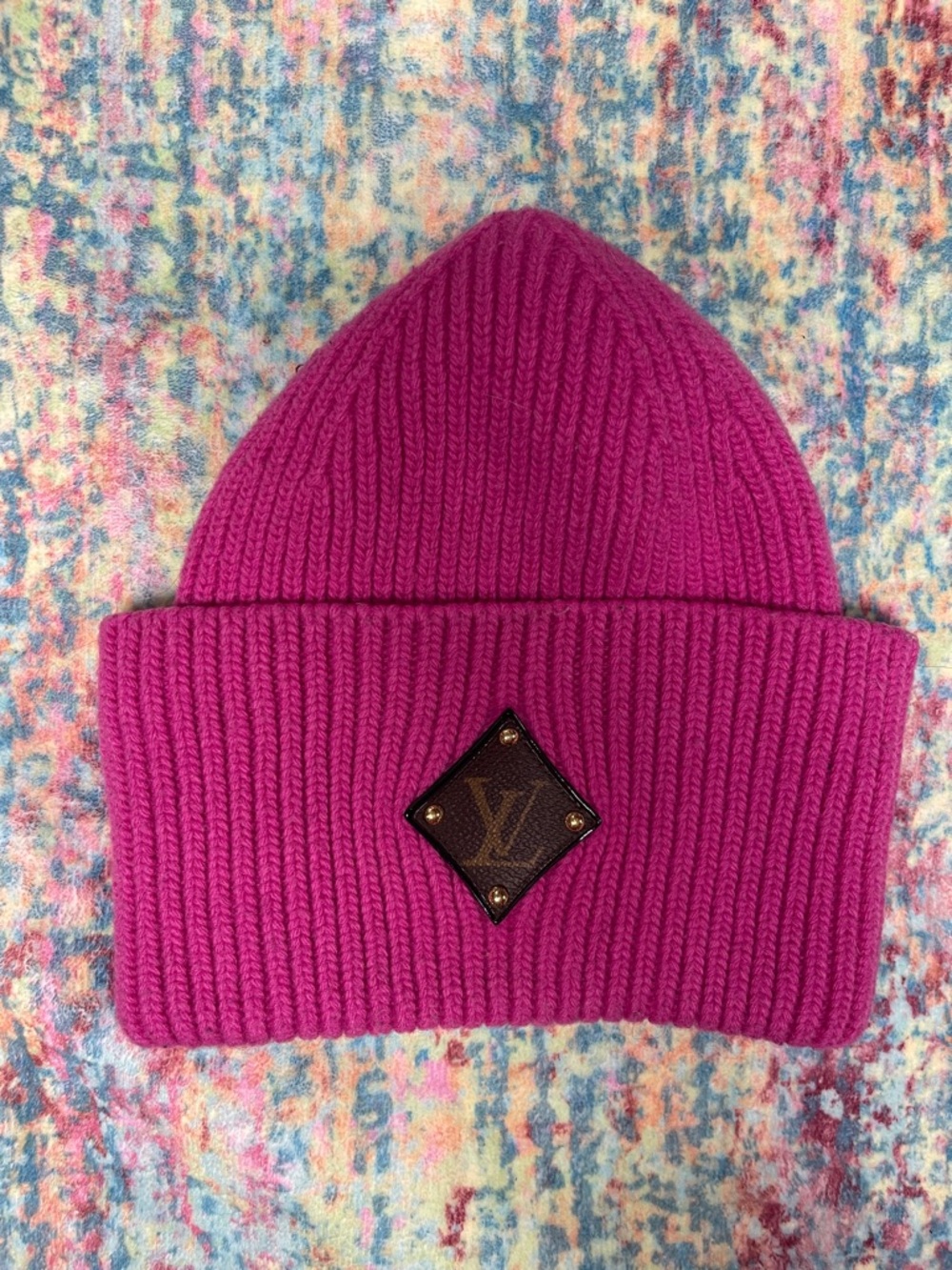 💕Louis Vuitton Style Fuchsia Ribbed Knit Beanie - Picture 1 of 4
